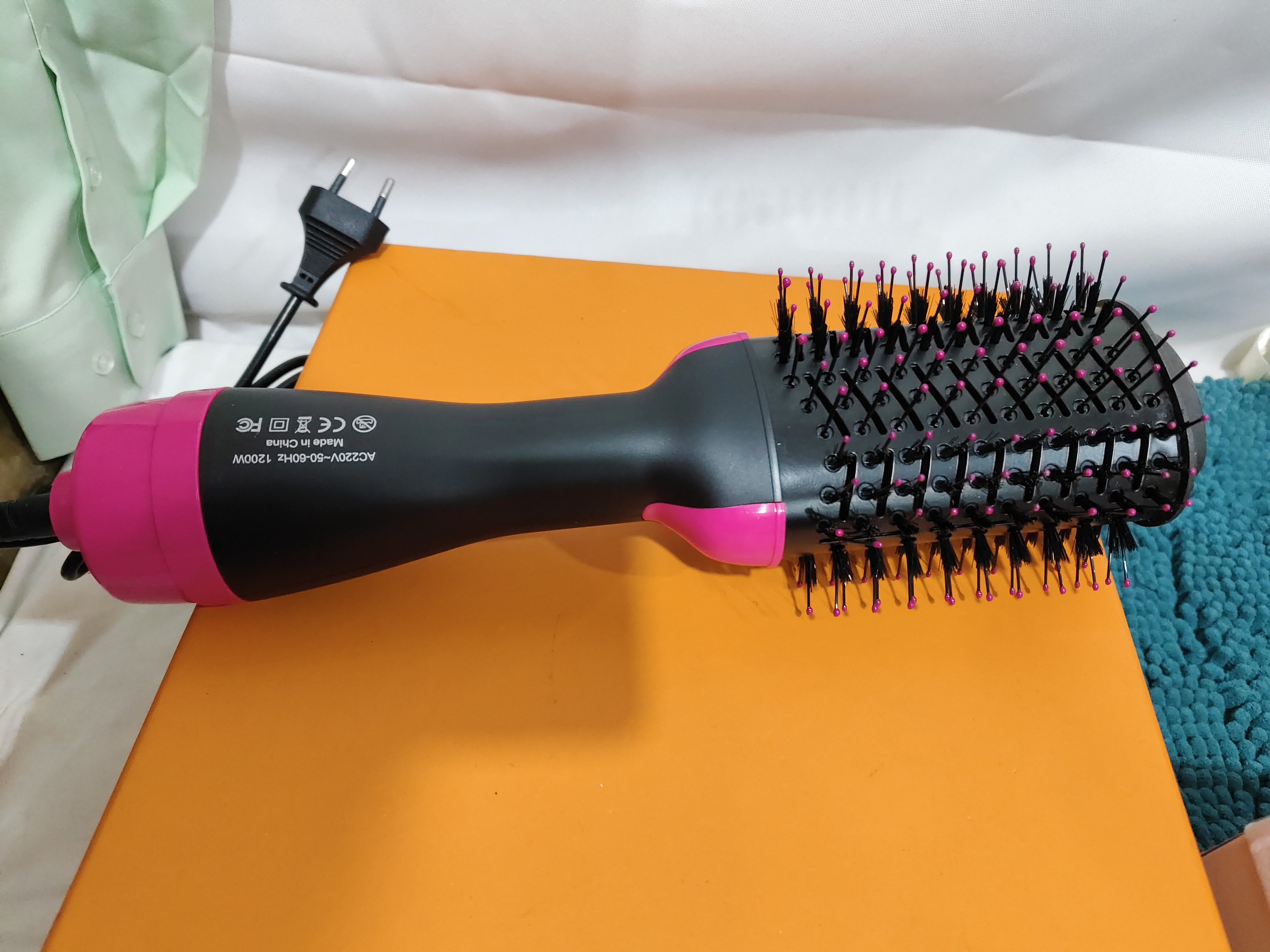 Multifunctional hair dryer integrated hair comb